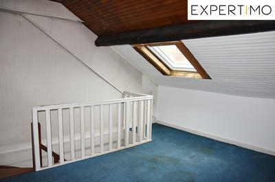 Maison - 339 m² - 8 pièces