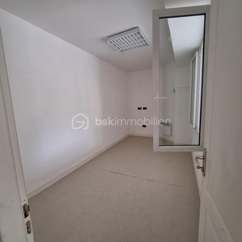 Immeuble - 205 m² - 11 pièces