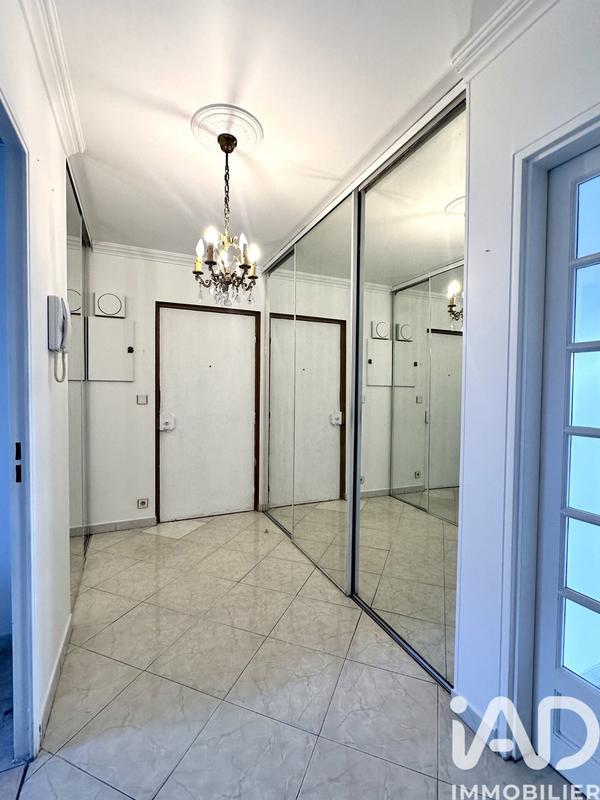 Appartement - 80 m² - 3 pièces