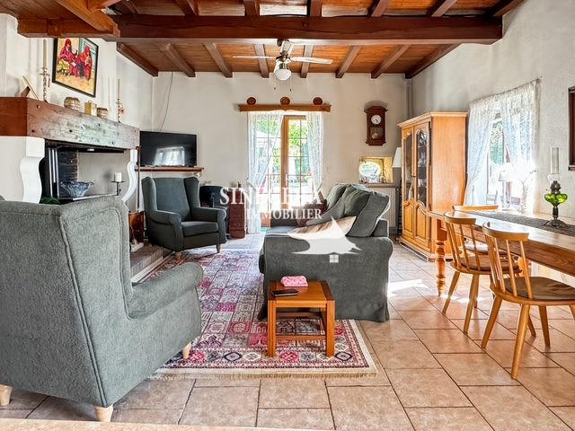 Maison - 157 m² - 4 pièces