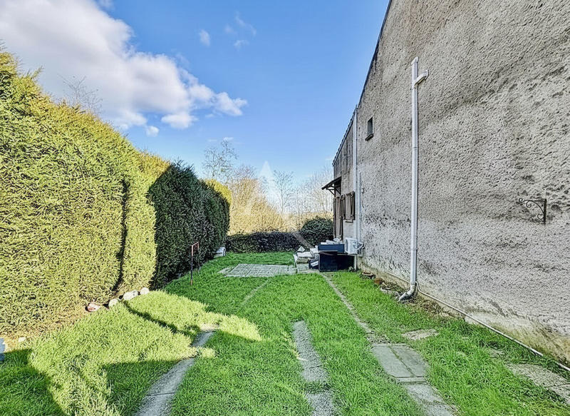 Maison - 107 m² - 6 pièces