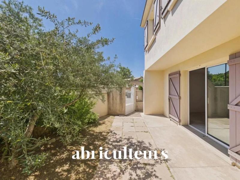 Maison - 94 m² - 5 pièces