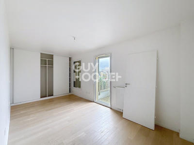 Appartement - 98 m² - 4 pièces