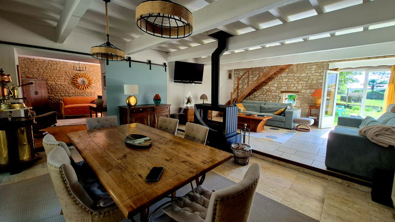 Maison - 188 m² - 6 pièces