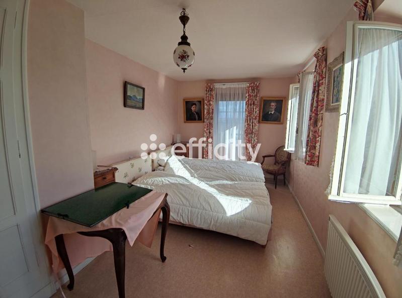 Maison - 146 m² - 6 pièces