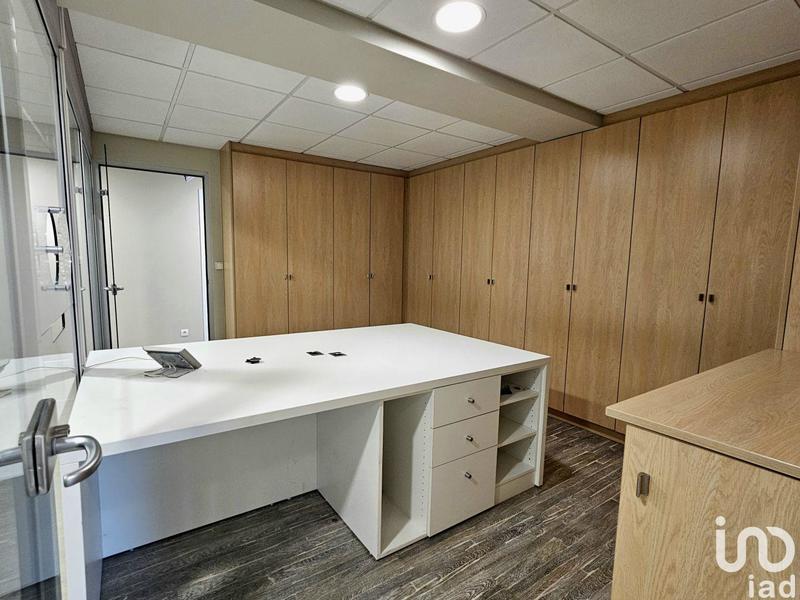 Local commercial - 187 m²