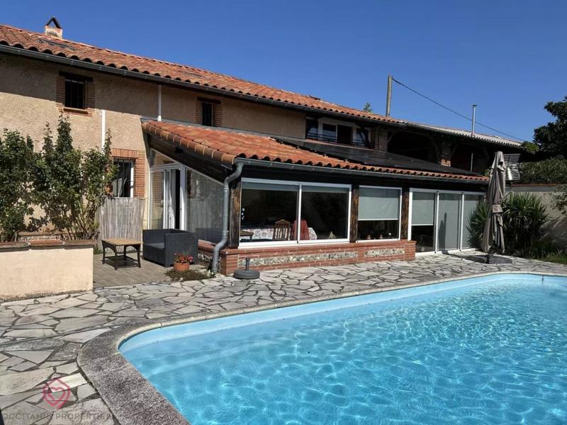 Corps de ferme - 201 m² - 7 pièces