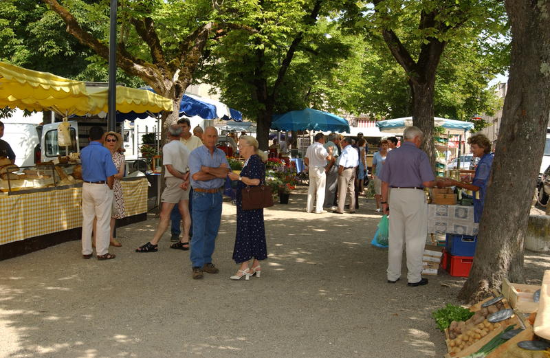 Marché à Castelnau-Montratier