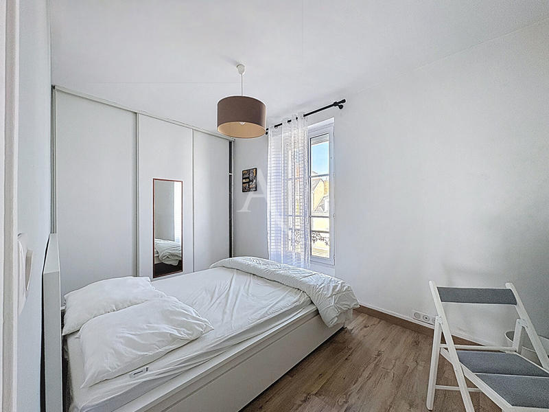 Appartement - 92 m² - 4 pièces