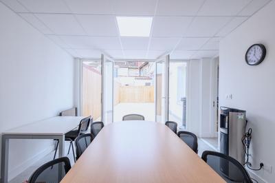 Local d'activités - 493 m²