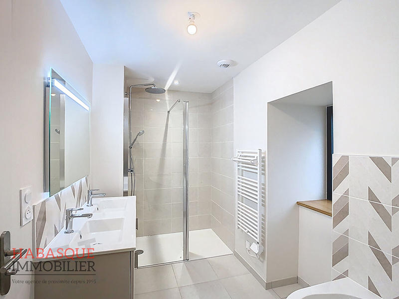 Maison - 111 m² - 5 pièces