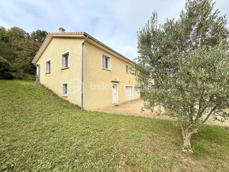 Maison - 132 m² - 5 pièces