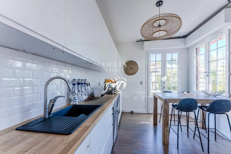 Villa - 140 m² - 5 pièces