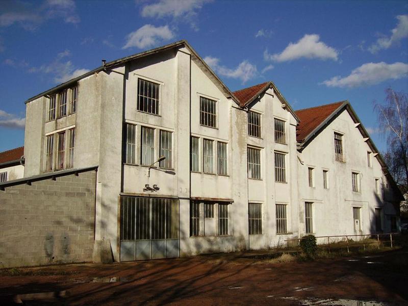 Parking / Garage - 3 000 m²