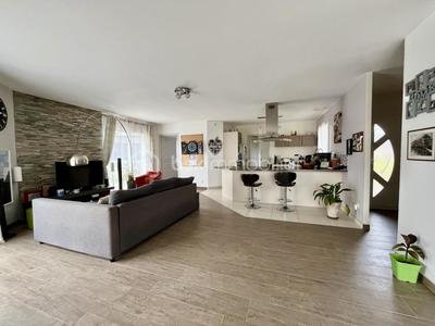 Maison de ville - 167 m² - 7 pièces