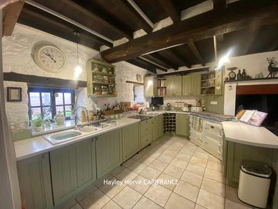 Maison en pierre - 170 m² - 6 pièces