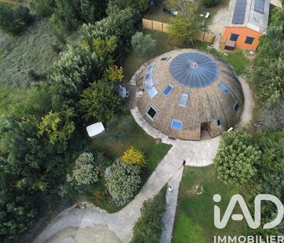 Maison de maîtres - 300 m² - 7 pièces