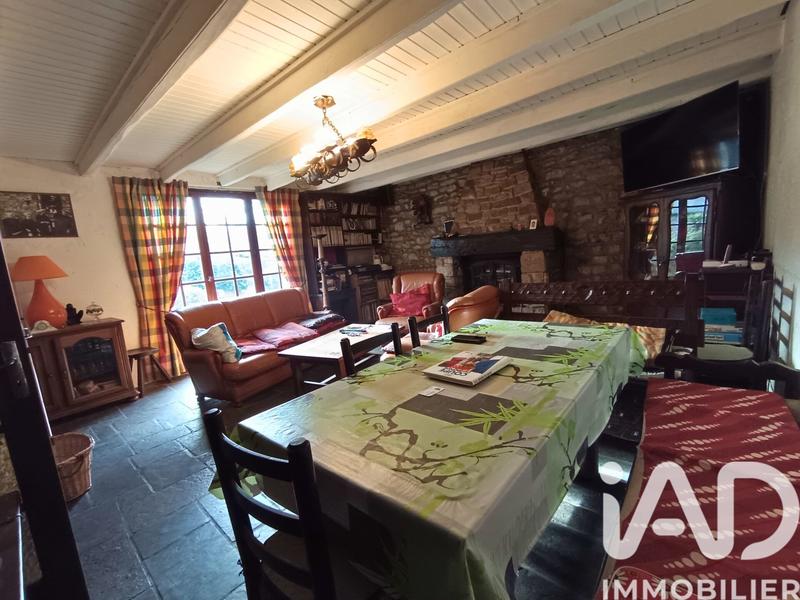 Maison - 107 m² - 7 pièces