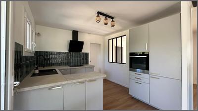 Maison - 123 m² - 6 pièces