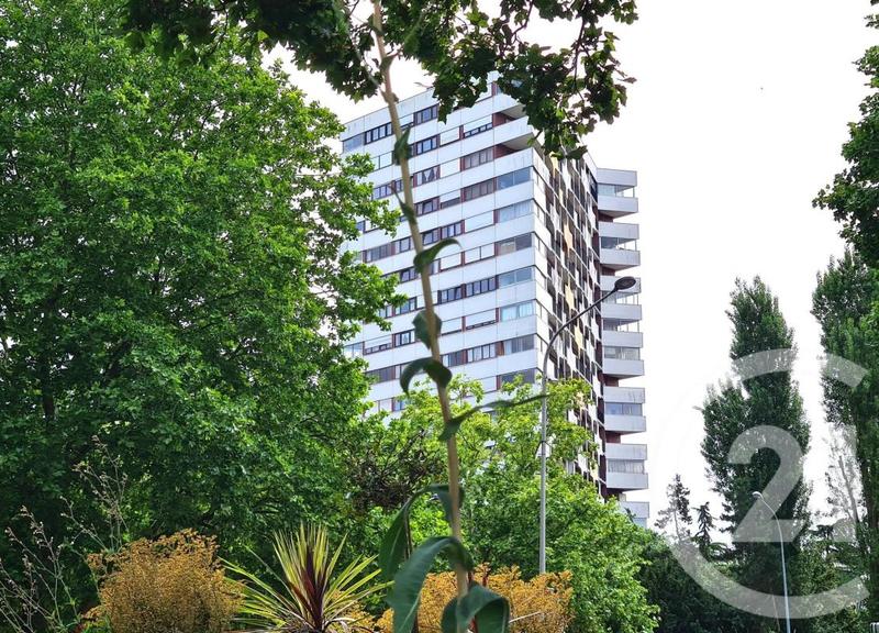 Appartement - 75 m² - 4 pièces