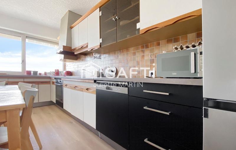 Appartement - 80 m² - 4 pièces