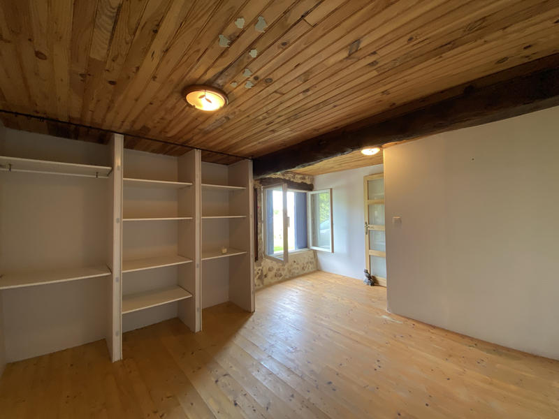 Maison - 107 m² - 7 pièces