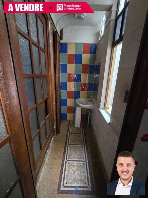 Immeuble - 200 m² - 20 pièces