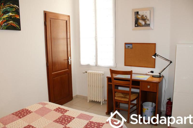 Chambre - 14 m² - 1 pièce