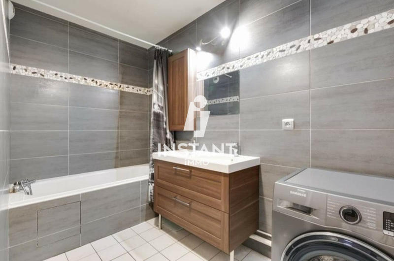 Appartement - 77 m² - 4 pièces