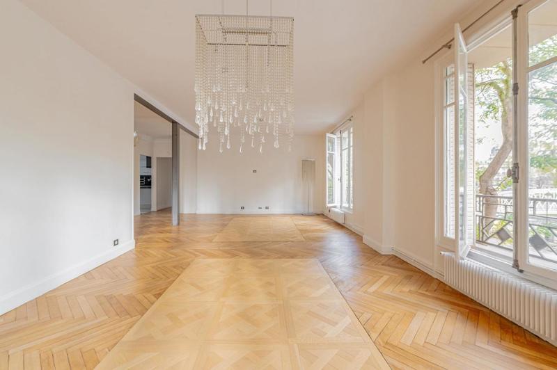 Appartement - 125 m² - 5 pièces