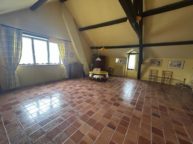 Immeuble - 198 m² - 3 pièces