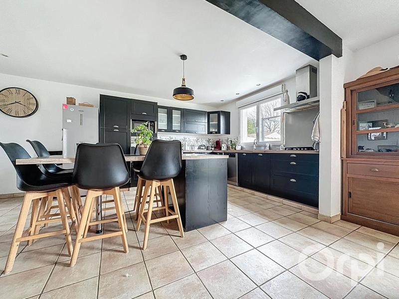 Maison - 130 m² - 6 pièces