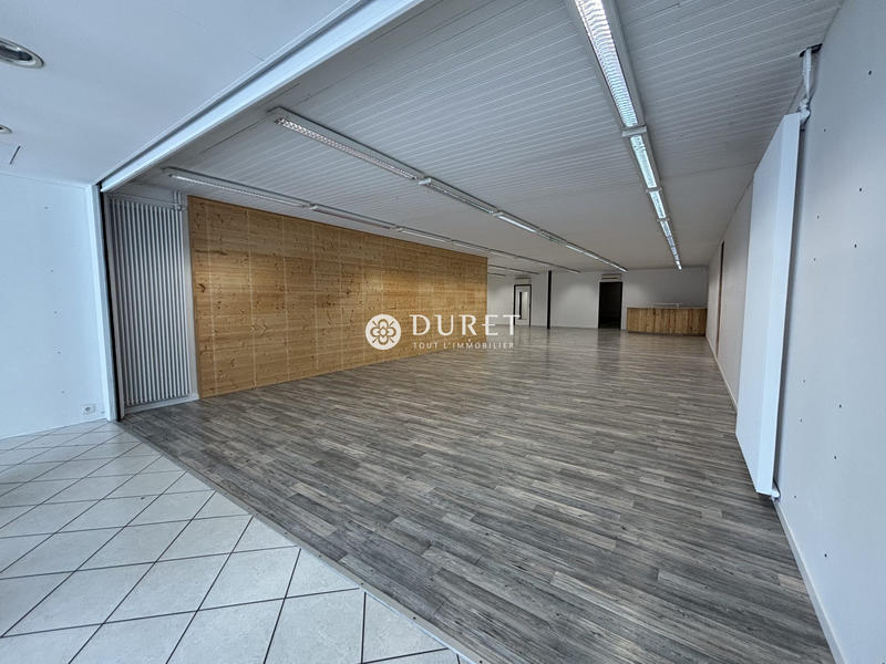 Local commercial - 440 m²