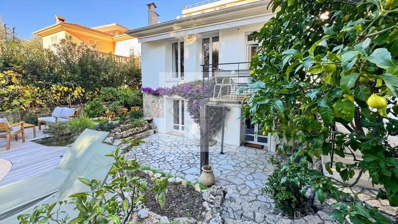 Maison de ville - 125 m² - 4 pièces