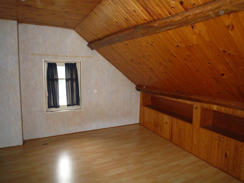 Maison - 142 m² - 9 pièces