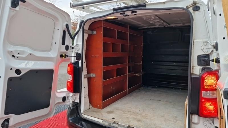 Citroën Jumpy Fourgon xs bluehdi 120 ss bvm6 club 300 nm