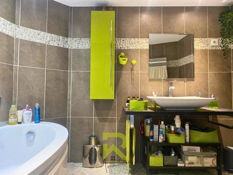 Appartement - 74 m² - 4 pièces