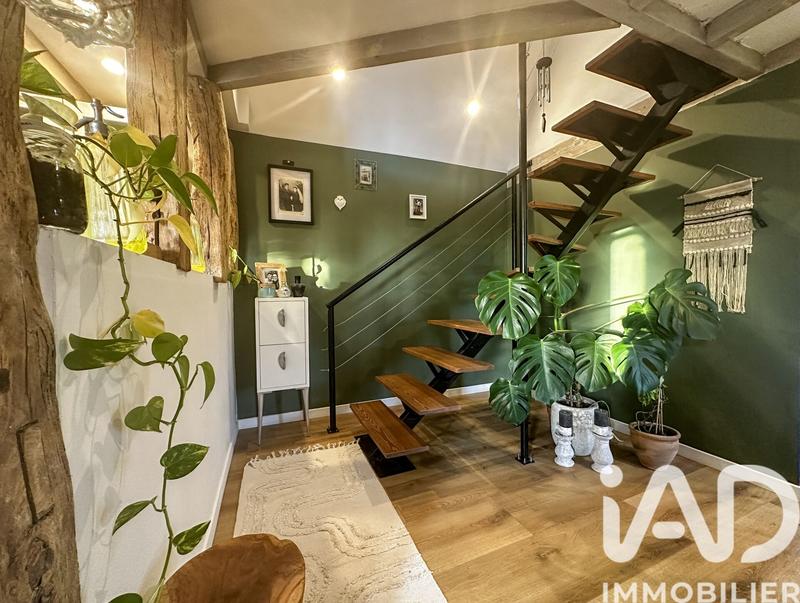 Maison - 99 m² - 4 pièces