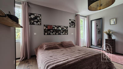 Maison ancienne - 223 m² - 8 pièces