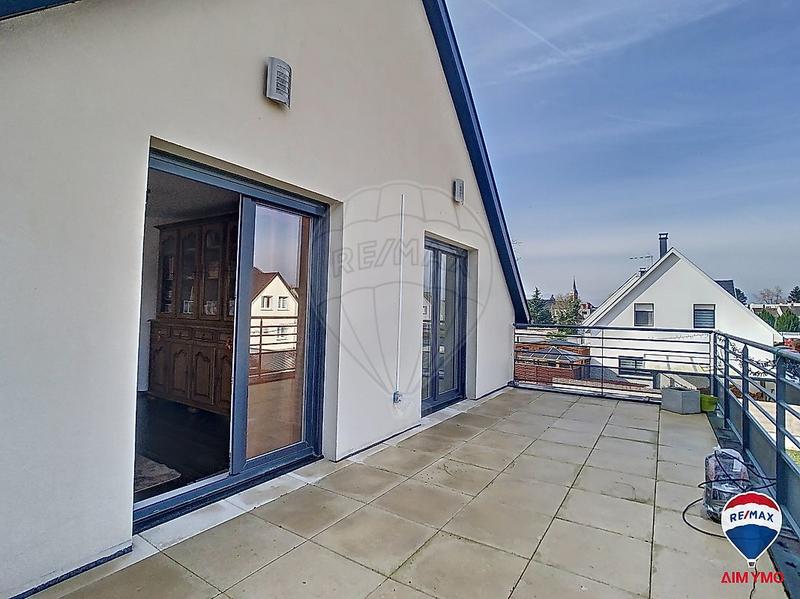 Maison - 220 m² - 6 pièces