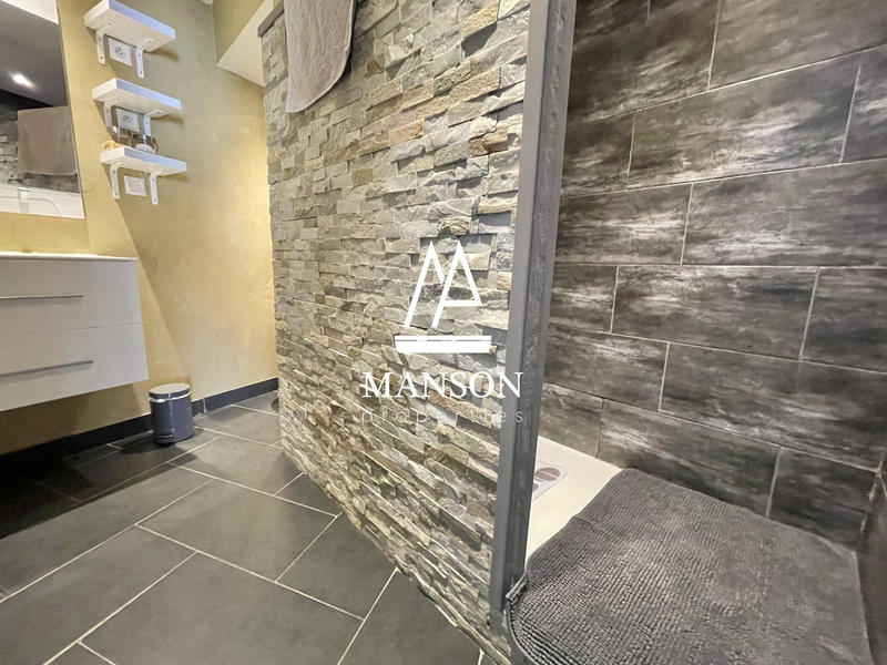 Maison ancienne - 298 m² - 12 pièces