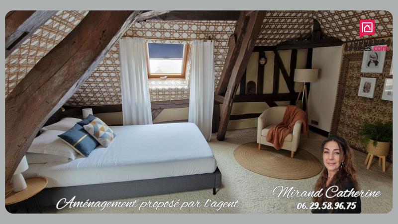 Maison - 260 m² - 12 pièces