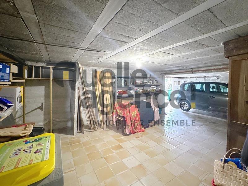 Maison en pierre - 137 m² - 7 pièces