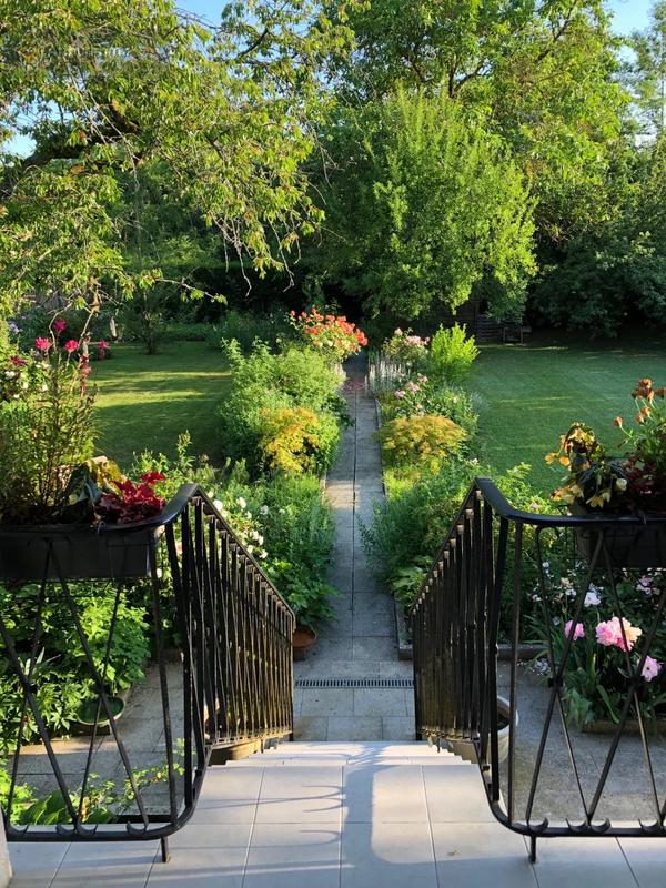 Maison - 300 m² - 8 pièces