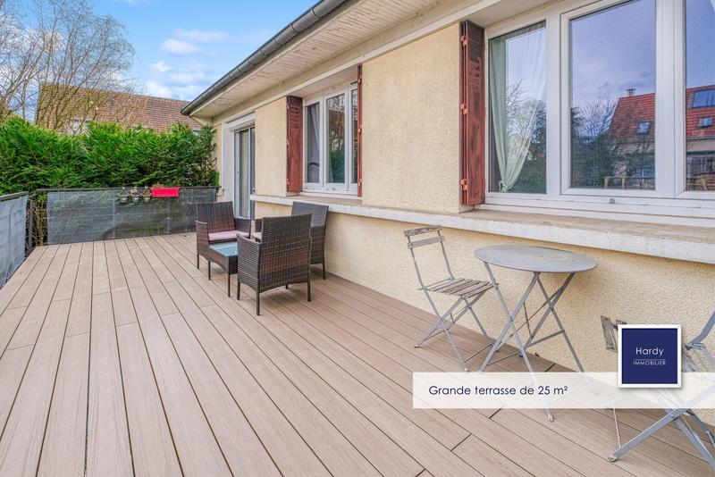 Maison - 140 m² - 6 pièces