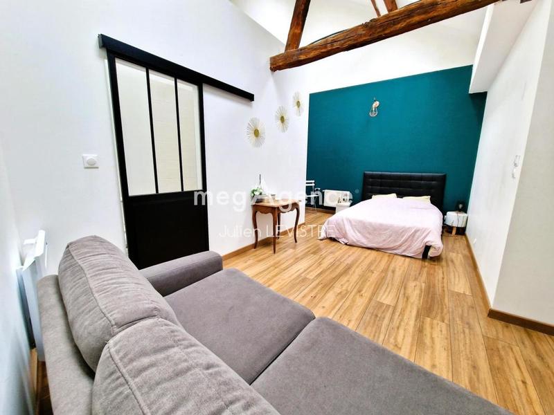 Maison - 252 m² - 10 pièces