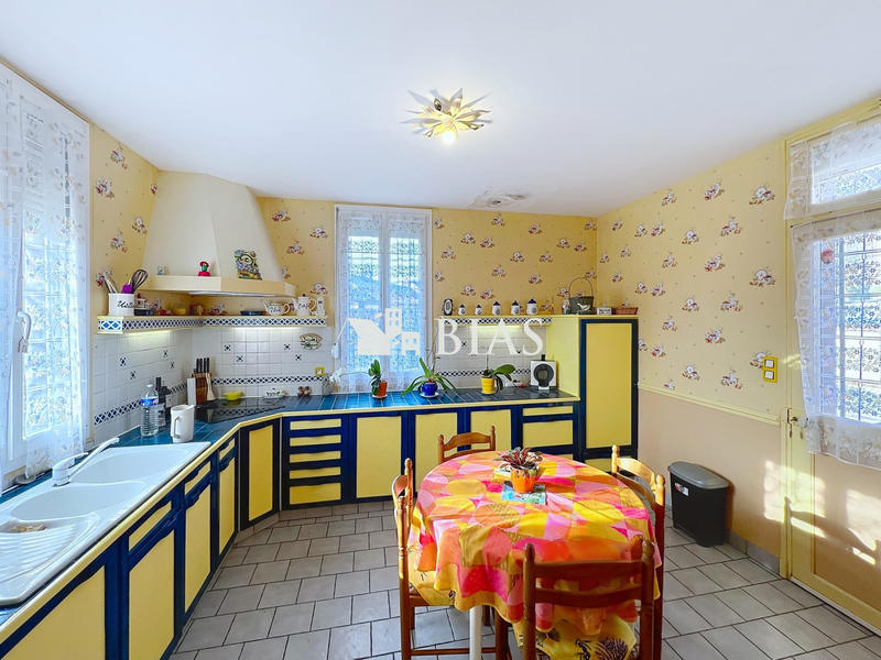 Maison ancienne - 161 m² - 7 pièces