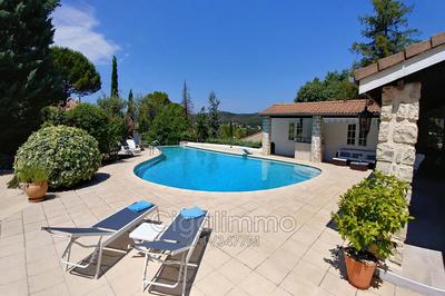 Villa - 280 m² - 11 pièces