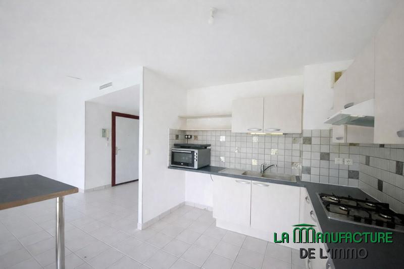 Appartement - 79 m² - 4 pièces