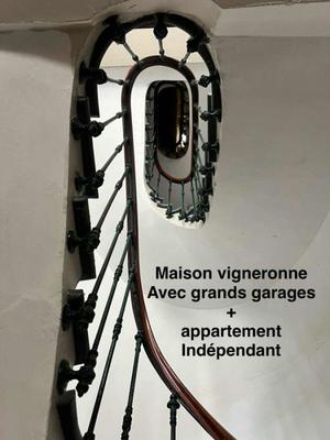 Maison de village - 218 m² - 9 pièces